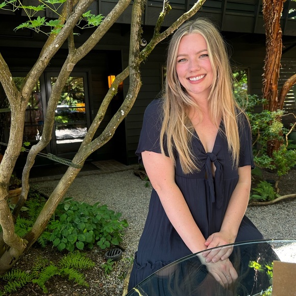 Meet your Posher, Jamie - Picture 2 of 2